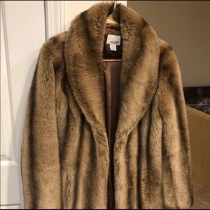 East 5th WOMAN’s COAT WARM FAUX FUR Vegan Mink